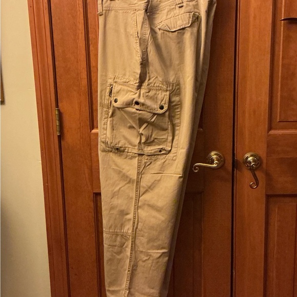 Polo Ralph Lauren Men's Khaki Cargo Pants - Picture 3 of 11